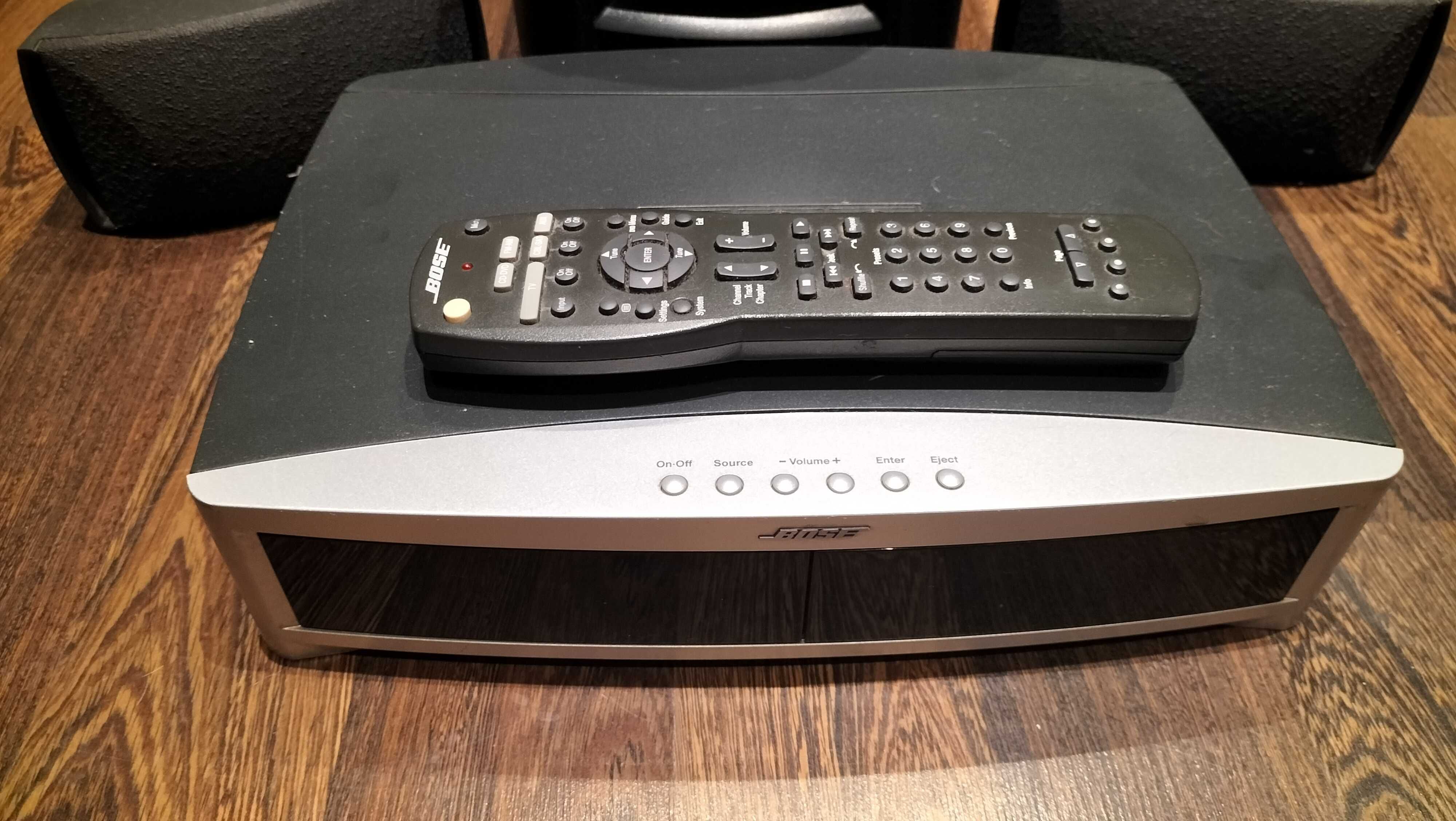 Zestaw Home Theater kino domowe Bose  3-2-1 seria 3 z HDMI