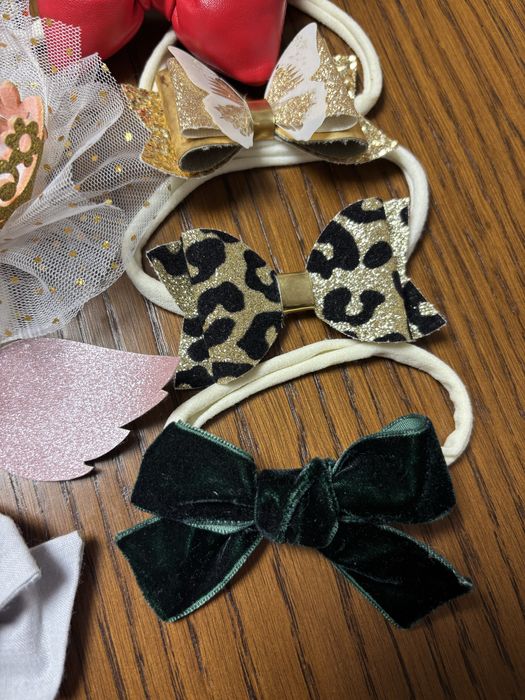 Повʼязки для дівчинки