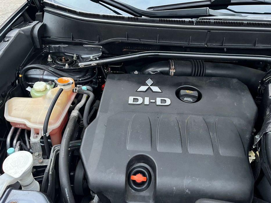 Mitsubishi Outlander 2.0 4*4 Для ЗСУ