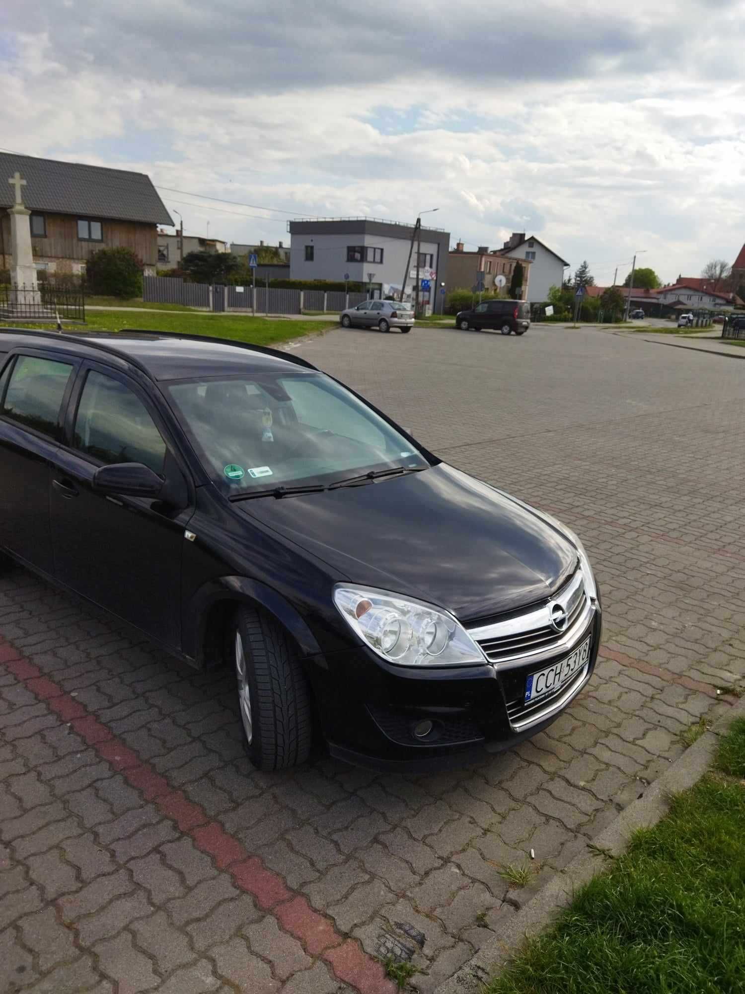 Opel Astra h 1,6 benzyna 115 KM kombi