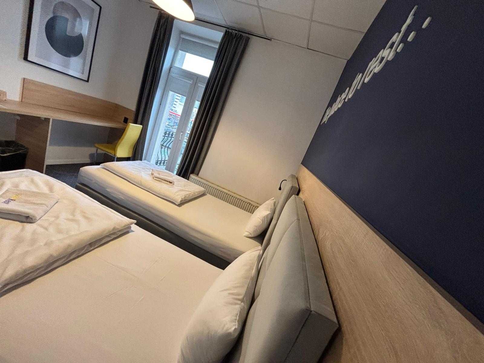 DREAM & HOSTEL CENTRUM , śpij tanio i wygodnie , дешево і зручно , FV