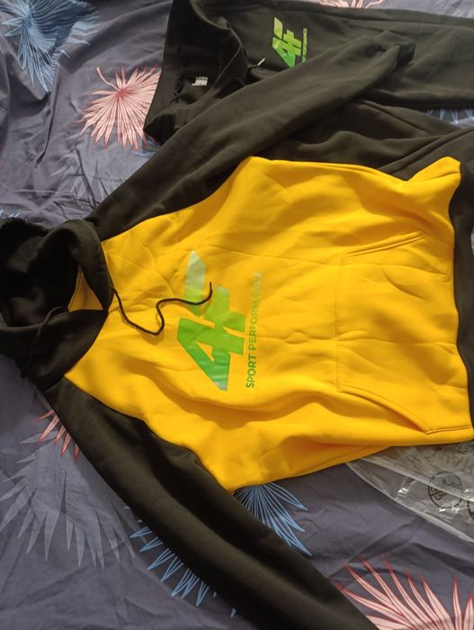 Nowe spodnie i bluza