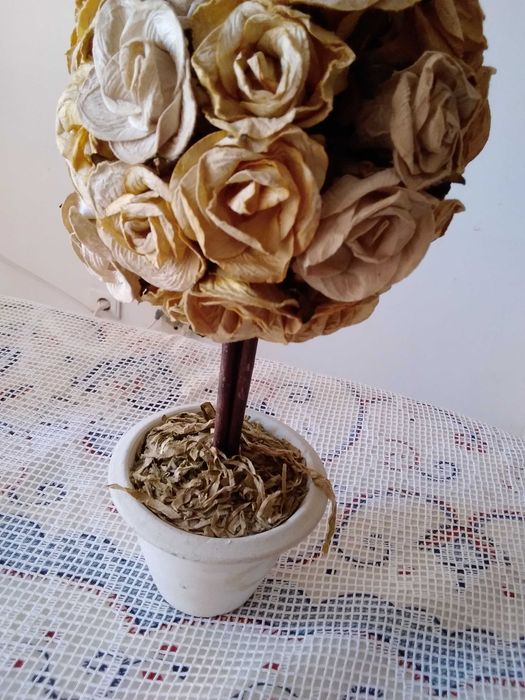 Planta em vaso (artificial) flores decoração.