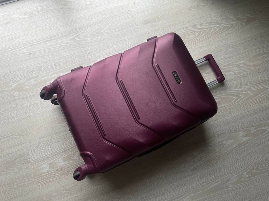 Чемодан валіза 65х42х25см сумка на колесиках большой дорожня колесах