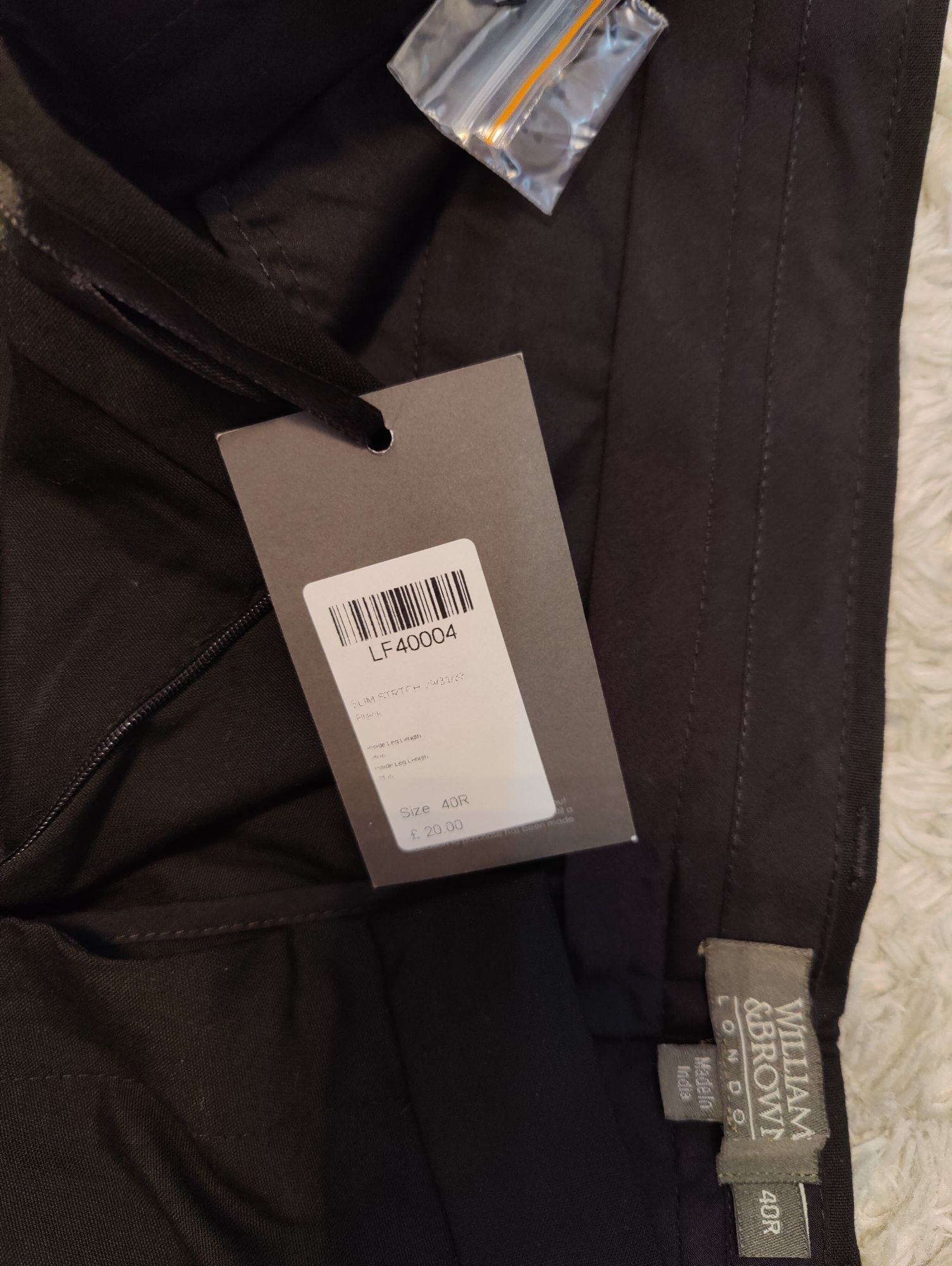 Nowe eleganckie czarne spodnie Williams&Brown roz 40R
