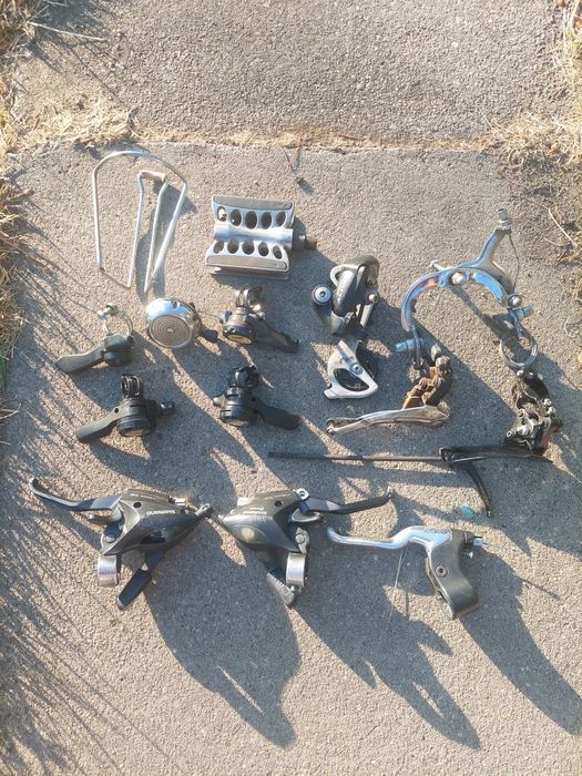 Osprzęt rowerowy shimano - manetki 3x8 manetki SIS 3x6 - tektro- romet