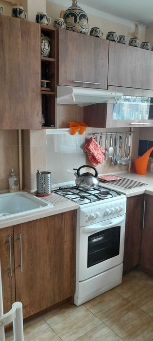 Do wynajęcia mieszkanie 3-pokojowe z oddzielną kuchnią – ul. Irydiona