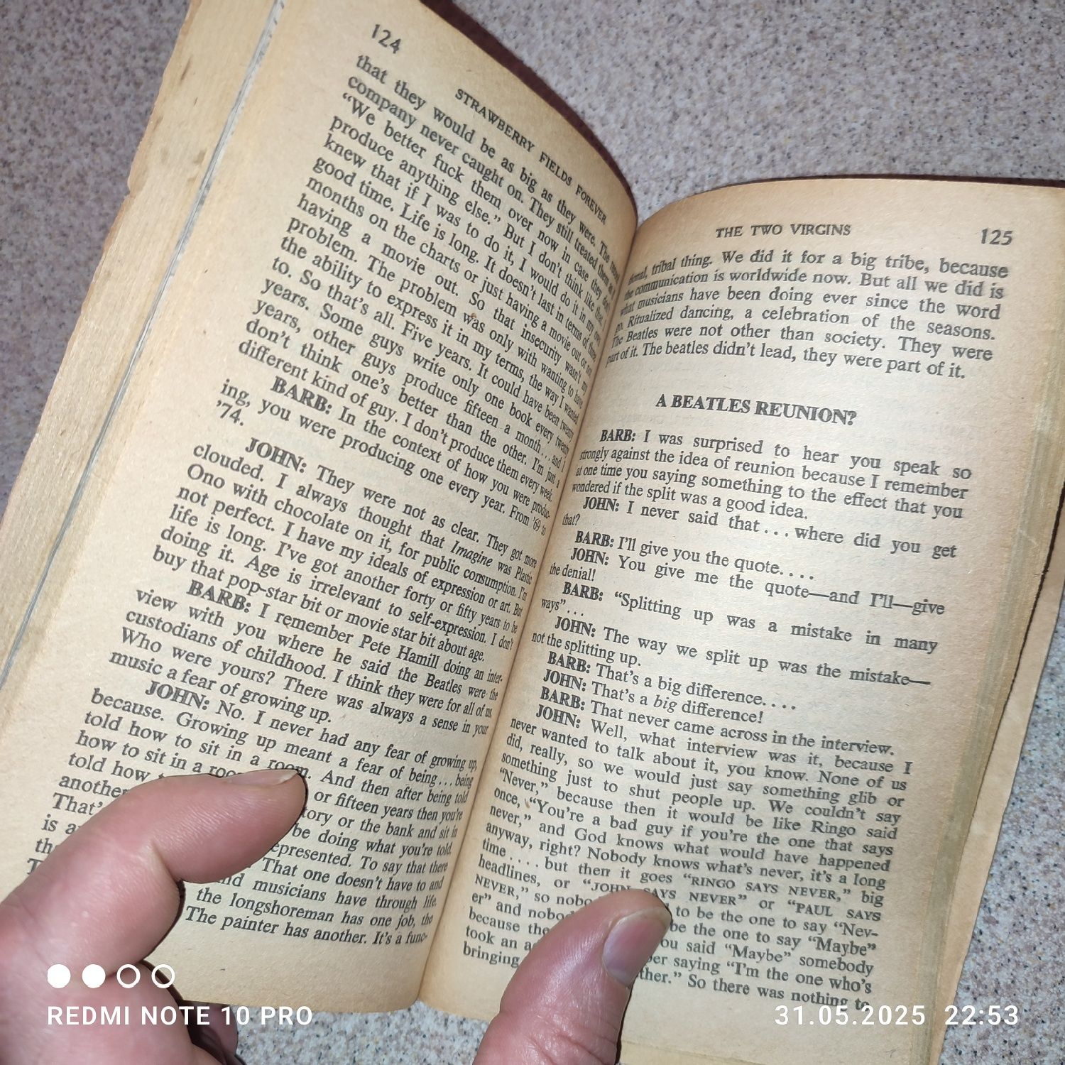 Книга про Джона Леннона