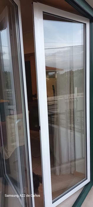 Sacadas  de abrir  usadas em bom estado