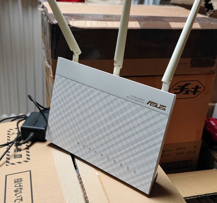 Wi-fi роутер ASUS RT-AC68U usb 3.0 доступ 2.4, 5 ггц