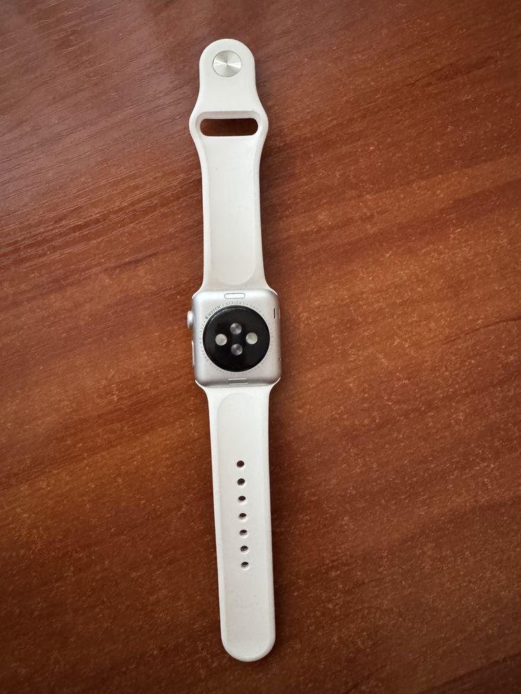 Apple Watch серия 1