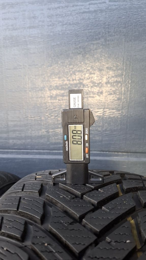 Nokian 225/45 R17 Weatherproof 8 mm