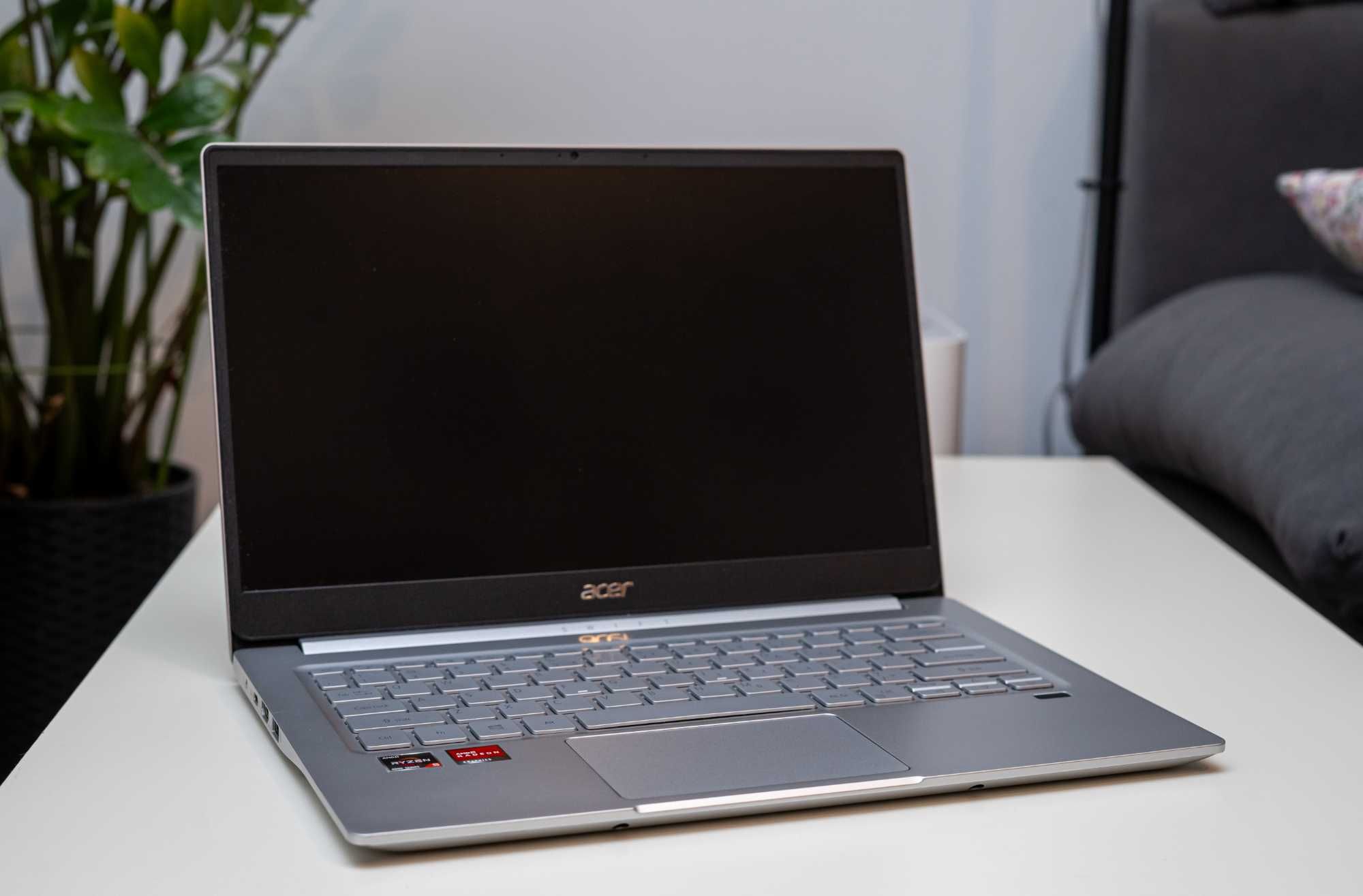 Laptop Acer SWIFT 3 SF314-42-R275 14 " AMD Ryzen 5 8 GB / 512 GB