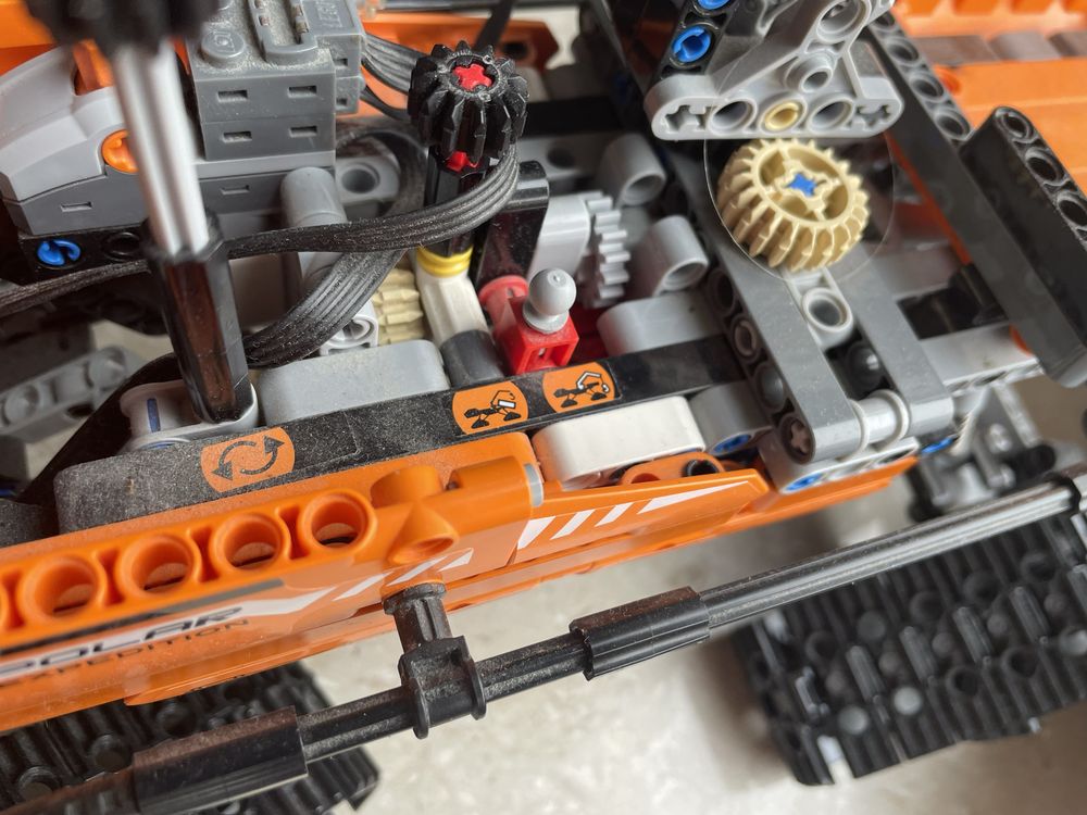 Lazik arktyczny 42038 + 8293 power function silnik lego technic