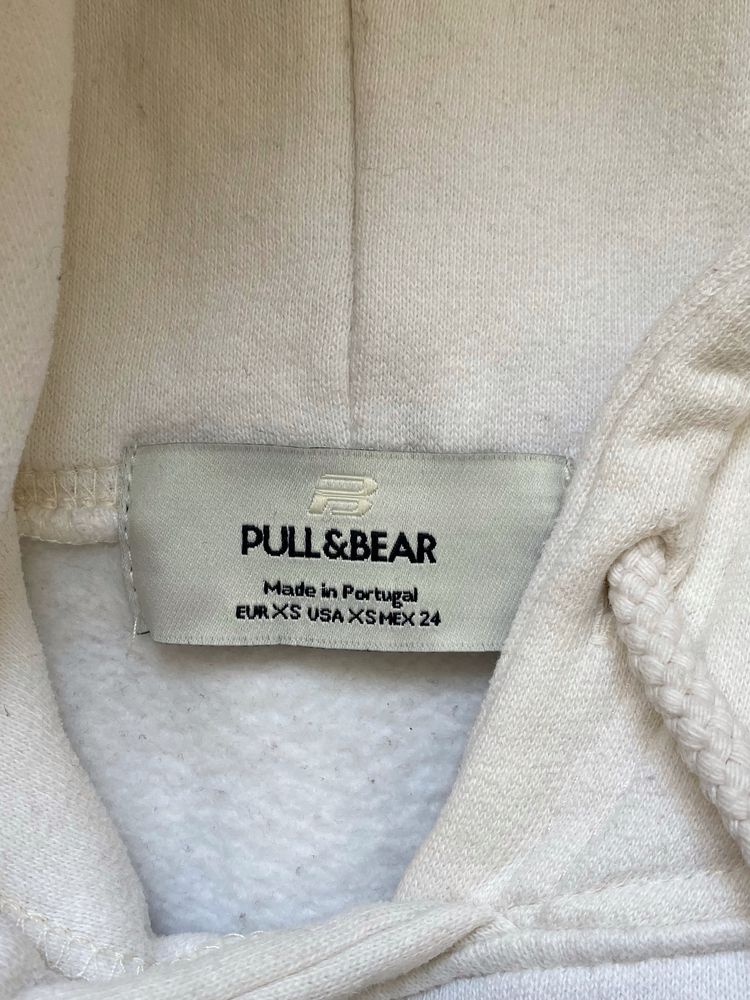 Молочне худі Pull&Bear