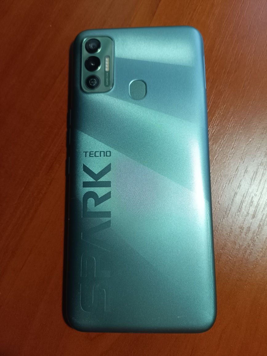 Tecno Spark 7 (KF6n) 4/64 GB spruce green