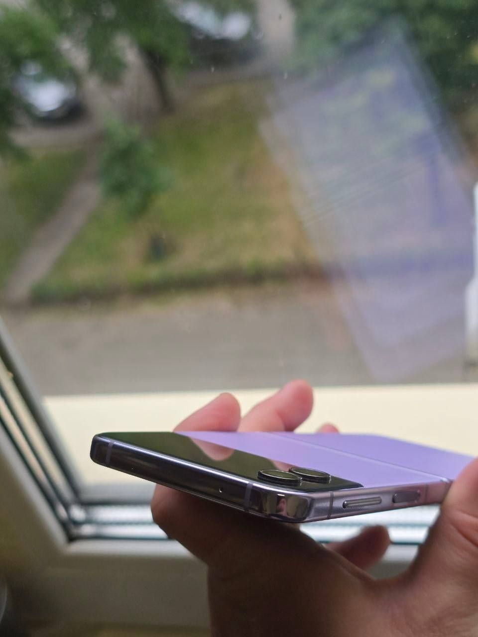 Samsung Flip 4 8/128gb