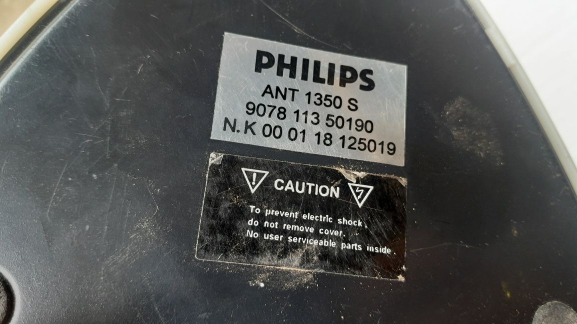 Antena wzmacniacz antenowy tv Philips db vcr 1350 s