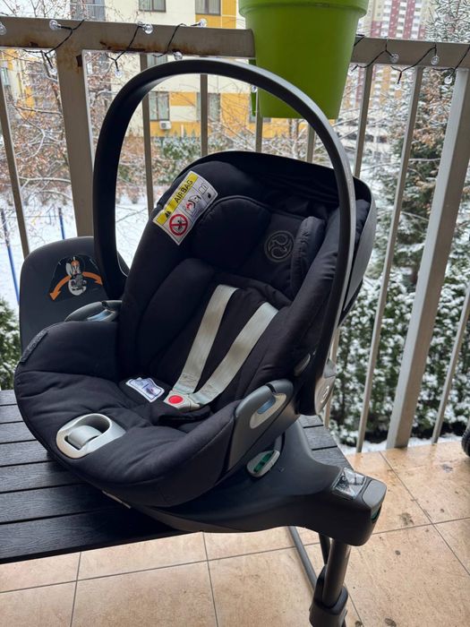 Авиокрісло Сайбекс Cybex Cloud Z i-Size з поворотною базою, адаптери