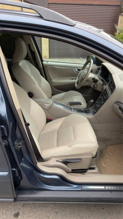 Volvo V70 2.4 турбо дизель(2006рік)