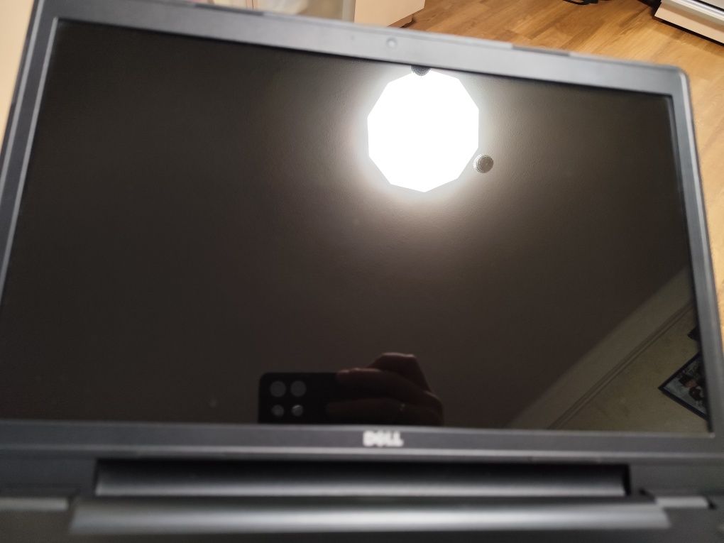 Ноутбук DELL 17.3 P26E