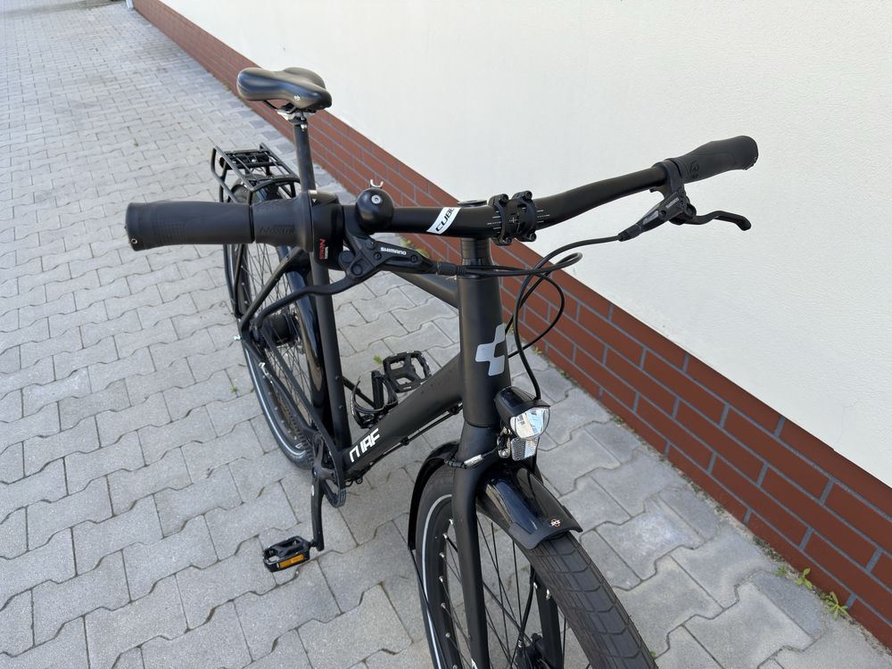 Cube Travel Pro GTS 58cm Carbon Drive Nexus 8