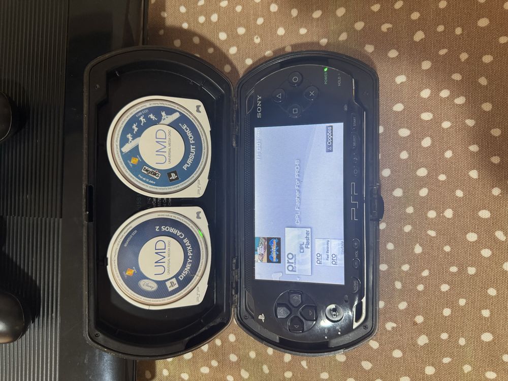 Ps3 250gb + PSP ambas desbloqueadas