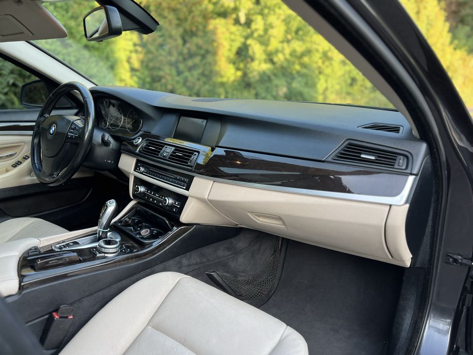 BMW 528i F10 автомат  БМВ