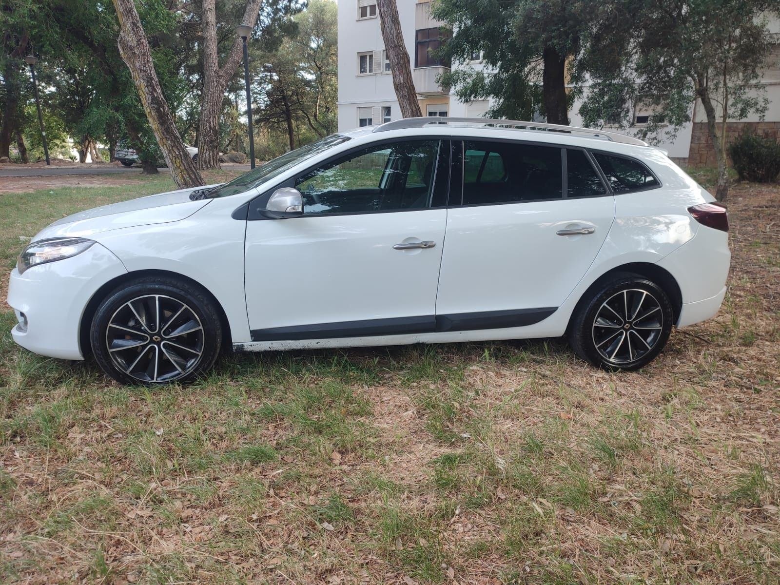 Venda Megane em ótimo estado