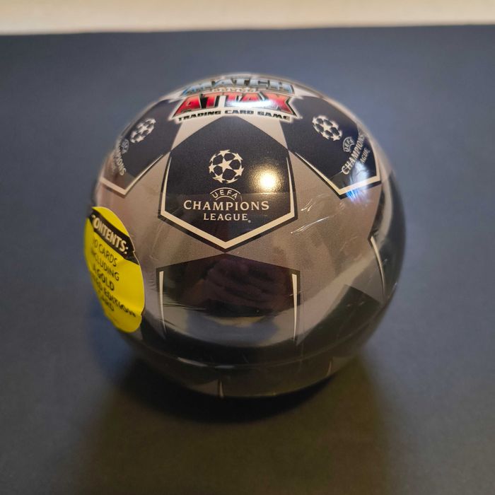 Topps Champions League Match Attax 2016/17 - Tin Ball