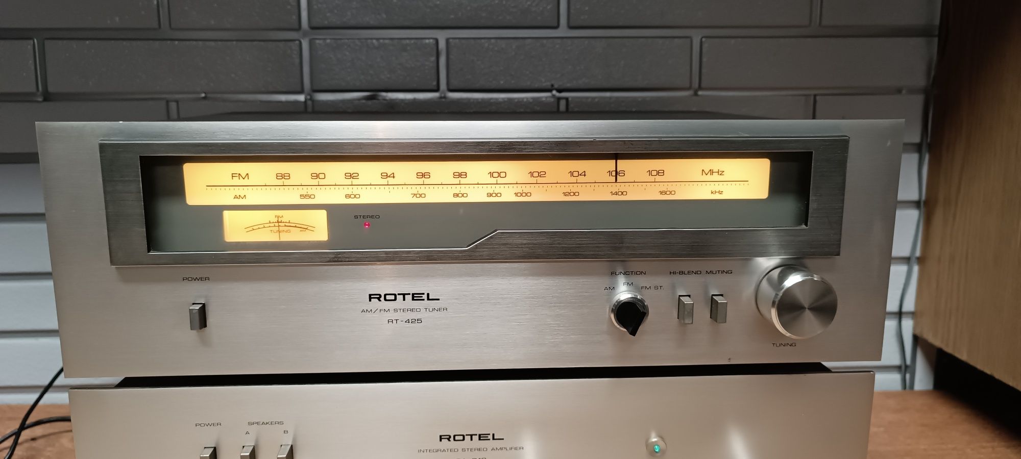 Wzmacniacz ROTEL RA-313 Tuner ROTEL RT-425