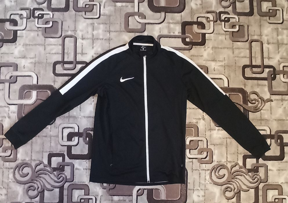 Спортивная кофта Nike dri-fit
