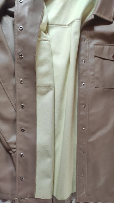 Куртка/рубашка экокожа. Бежевая куртка весна осень. Куртка екошкіра .