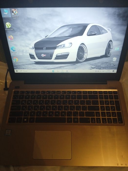 Продам asus r558u