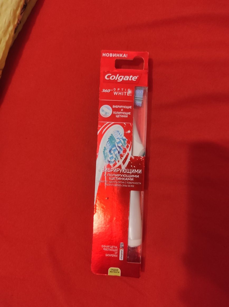 Электрическая зубная щетка Colgate 360 Optic White