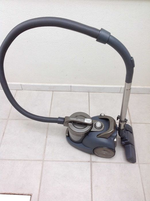 Aspirador sem saco Taurus Civic 2500