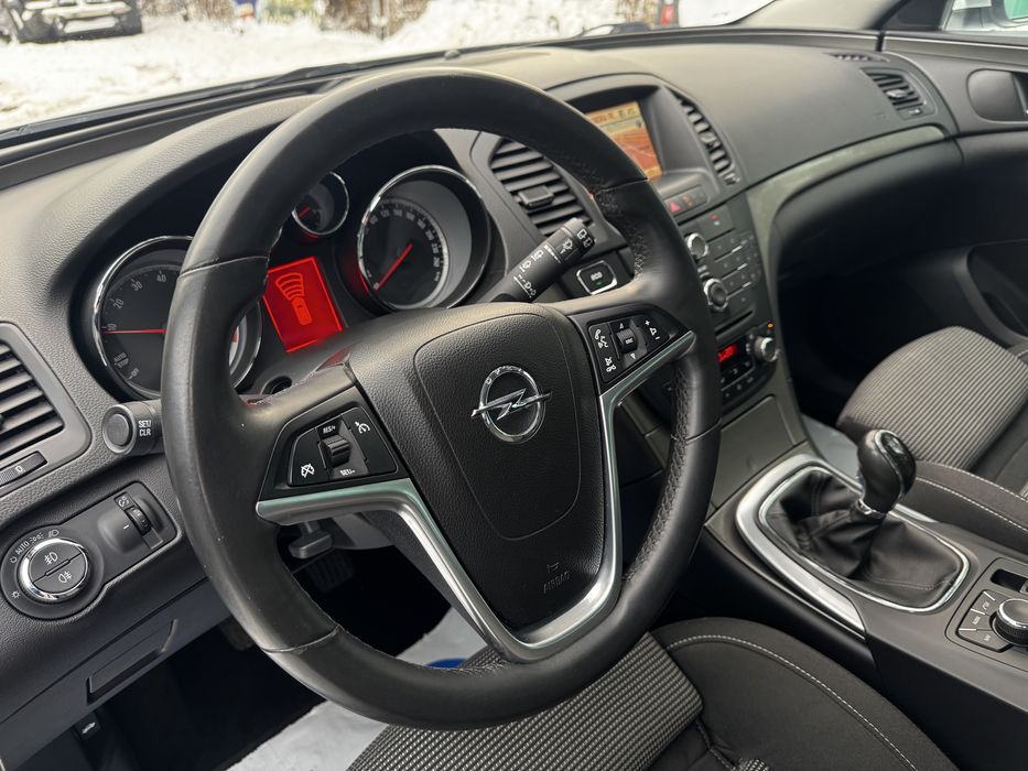 Opel Insignia Sports Tourer 1.4 Turbo Design Edition