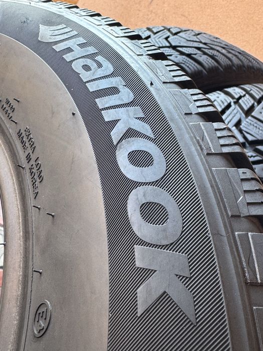 215 65 15 Hankook в новом состоянии  зимняя резина 215/65 R15 зима