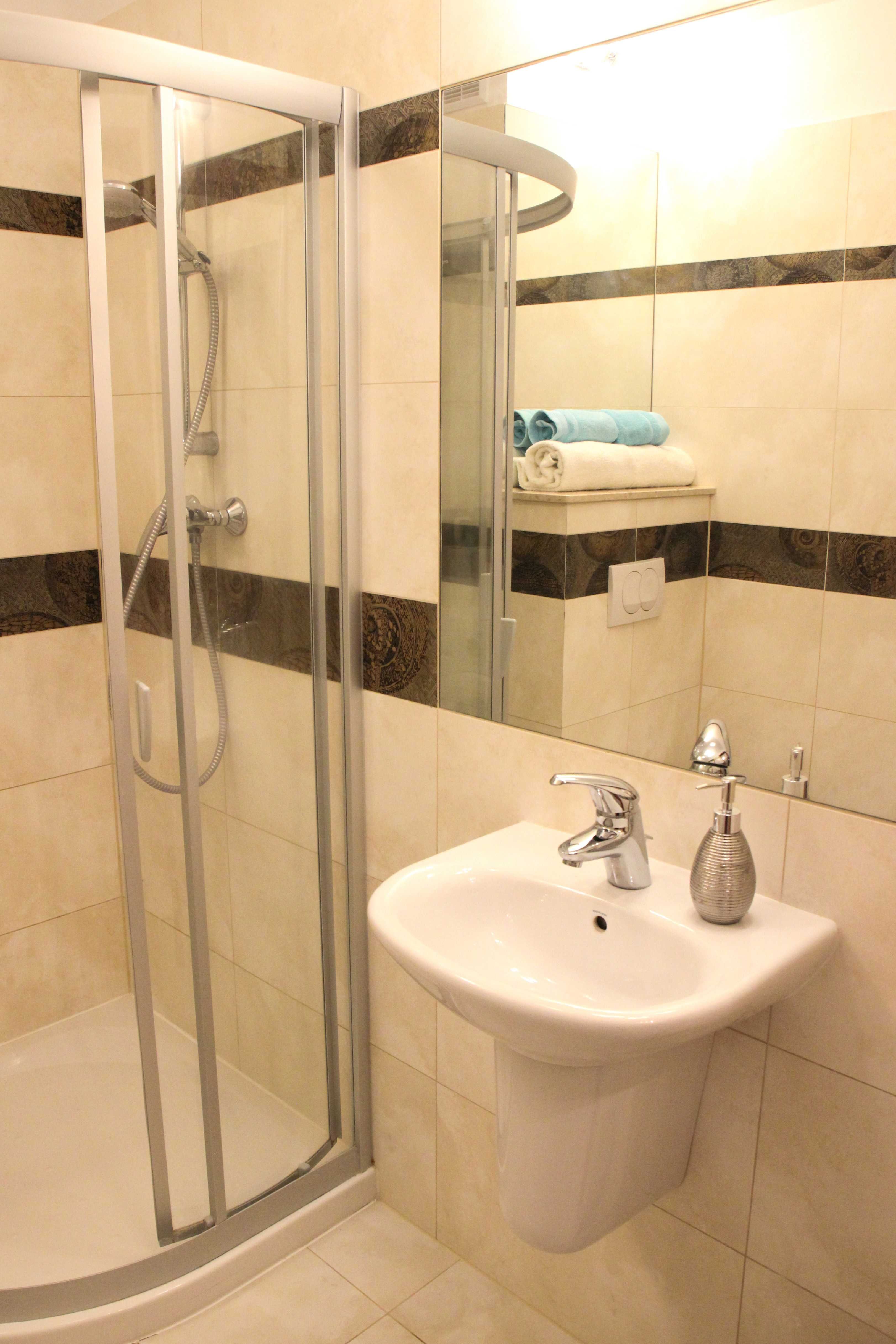 WOLNY !  Apartament BLISKO PLAŻY -  nawet dla 4 osób  200 m od plaży