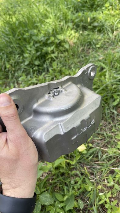 Подушка двигнуа volvo xc 60 31480549