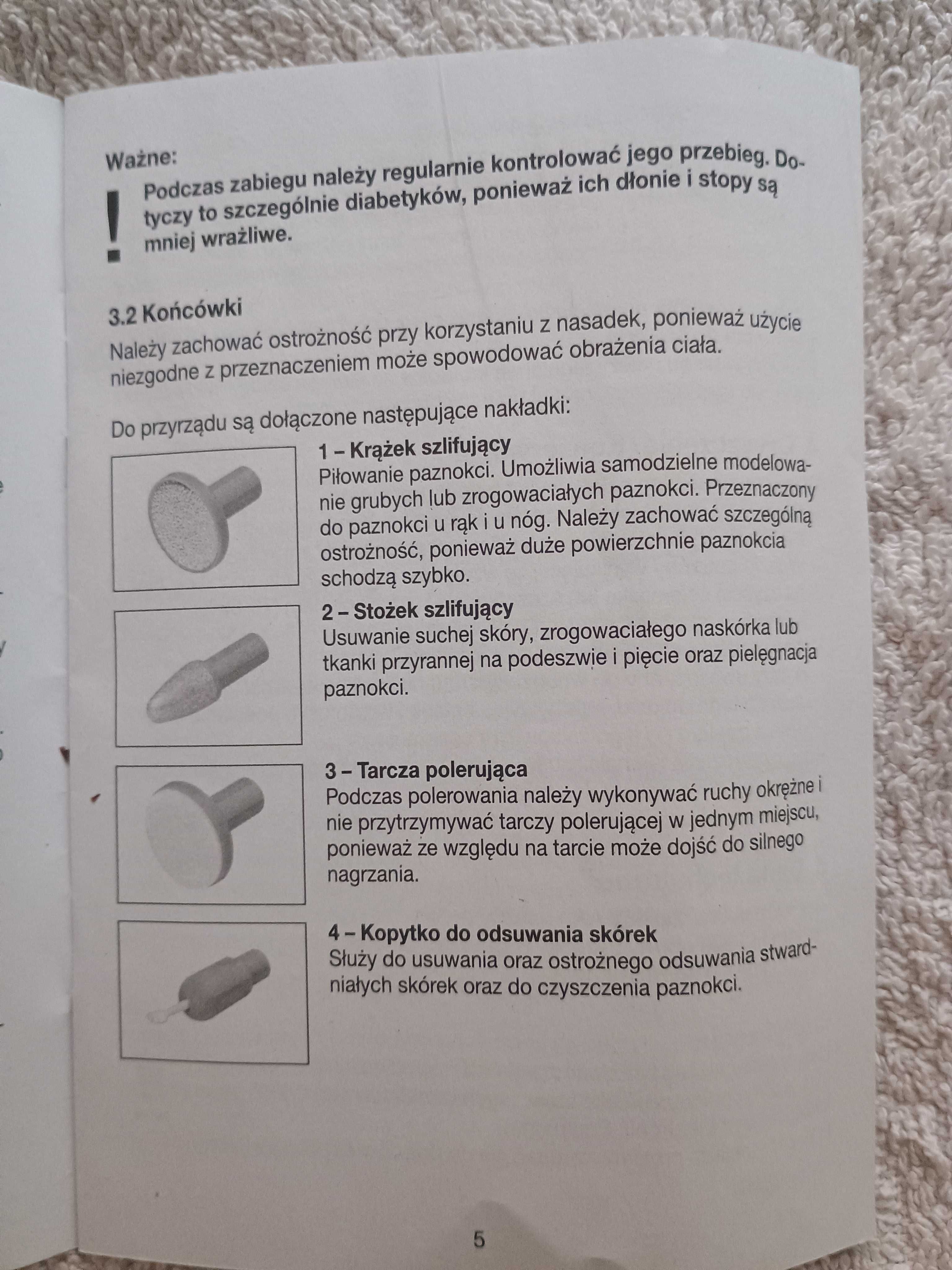 Zestaw podróżny do manicure i pedicure SMA16