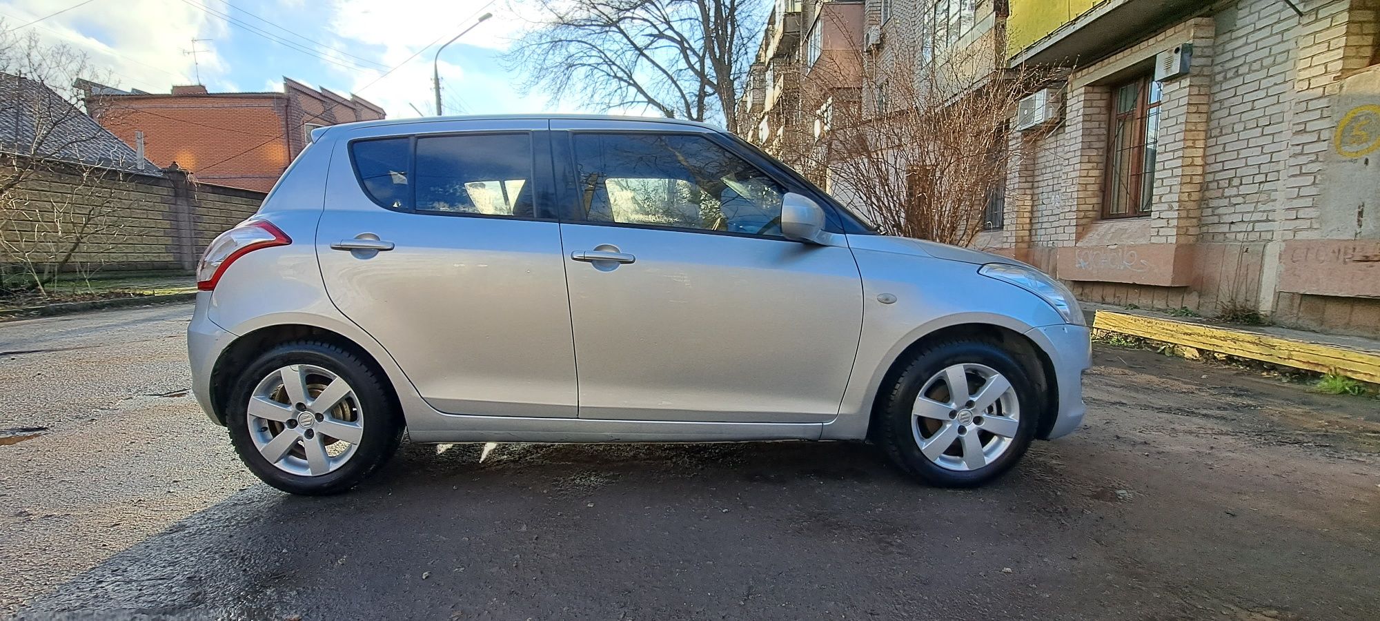 Продам Suzuki Swift