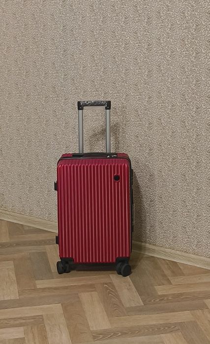 Валіза якісна 34 х22х55 з обертовими колесами ABS+PC, Німеччина