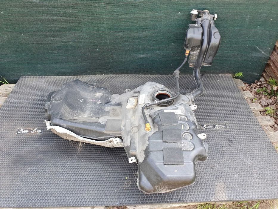 Zbiornik Paliwa Bak Przewody Diesel ON 1.9 2.0 TDI Audi A4 B6 B7 Oska Sedan Kombi