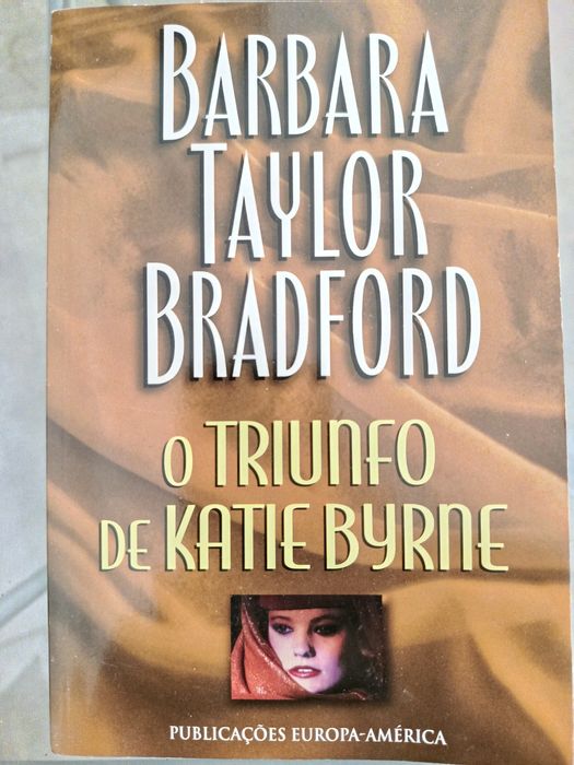 Portes grátis Livro "O Triunfo de Katie Byrne"