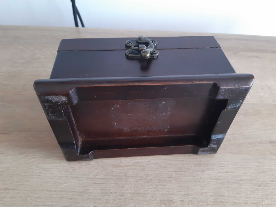 szkatułka skrzyneczka kuferek na biżuterię