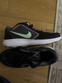 Buty damskie Nike rozmiar 40