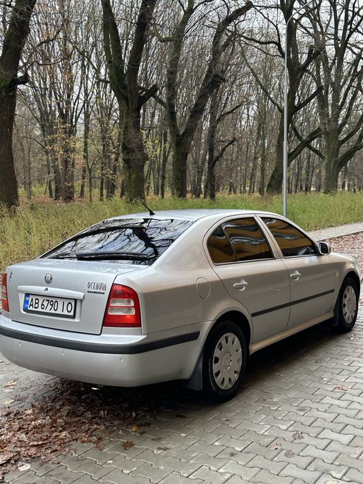 Один власник Рідна фарба  Skoda Octavia