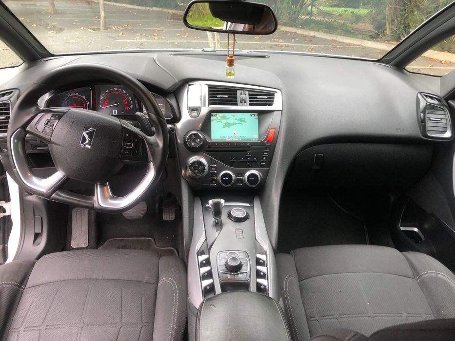 DS5 gasóleo/elétrico