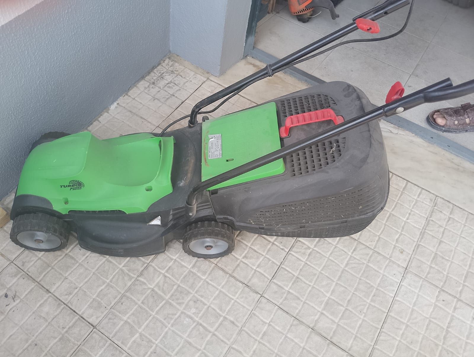 Vendo ferramentas para jardim